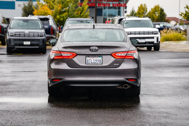 Used 2020 Toyota Camry XLE w/ Driver Assist Package FWD image 3