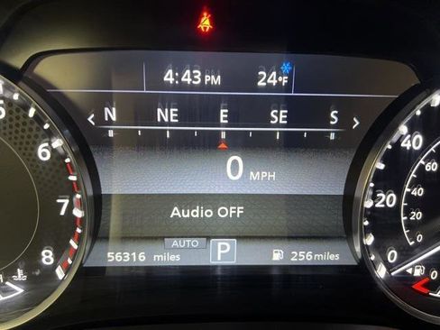 Used 2023 Nissan Armada SL w/ Midnight Edition Package image 7