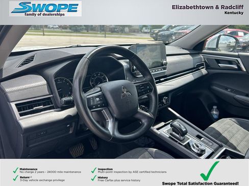 Used 2024 Mitsubishi Outlander SE AWD/4WD image 9