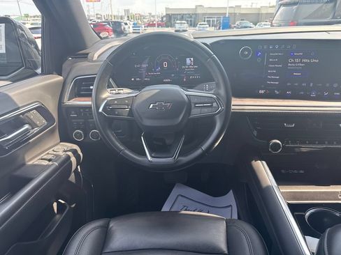 Used 2025 Chevrolet Tahoe Z71 AWD/4WD image 27