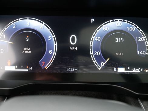 Used 2025 Jeep Grand Cherokee L Limited w/ Luxury Tech Group II image 21