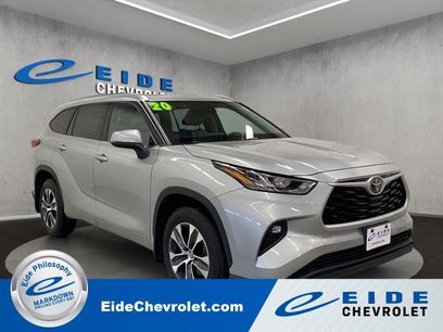Used 2020 Toyota Highlander XLE