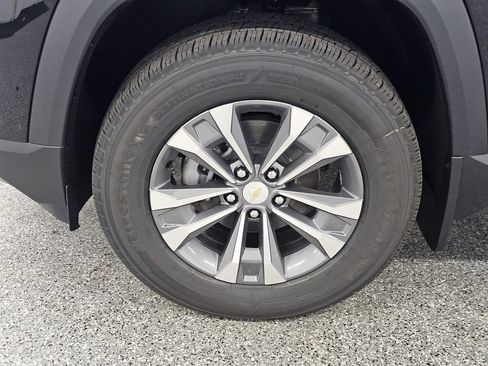 New 2026 Chevrolet Equinox LT w/ Convenience Package II FWD image 10