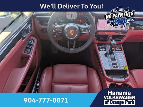 Used 2023 Porsche Macan S AWD/4WD image 17