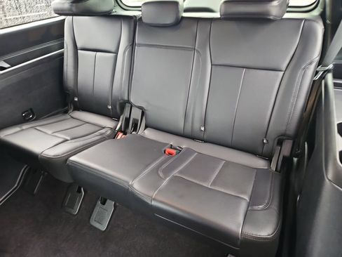 Used 2021 Ford Expedition XLT RWD image 17