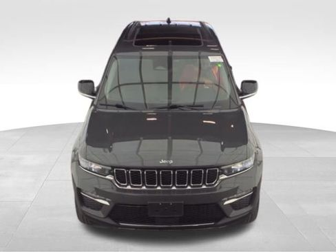 Used 2023 Jeep Grand Cherokee 4WD 4xe image 3