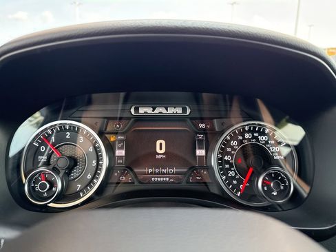 Used 2022 RAM 1500 Big Horn image 13