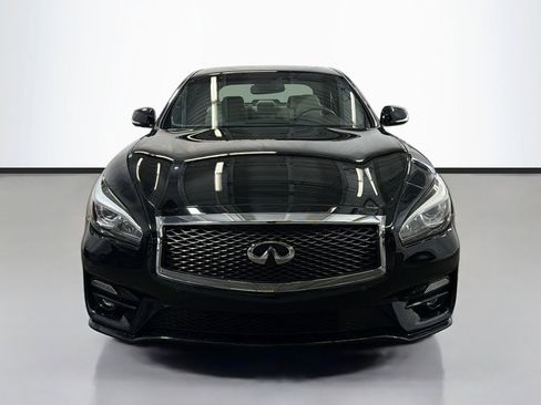 Used 2016 INFINITI Q70 3.7 w/ Technology Package AWD/4WD image 2