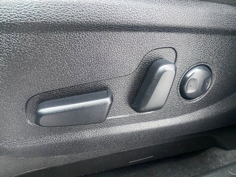 Used 2024 Kia Telluride S w/ S Sunroof Package image 12