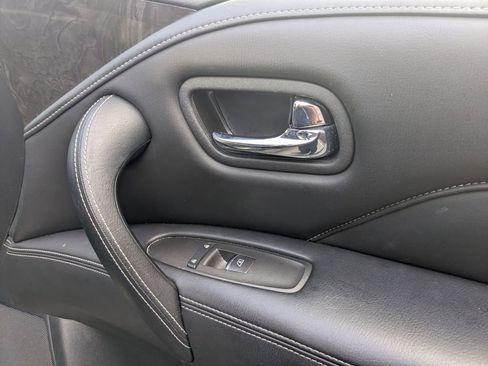 Used 2024 INFINITI QX80 Luxe image 34