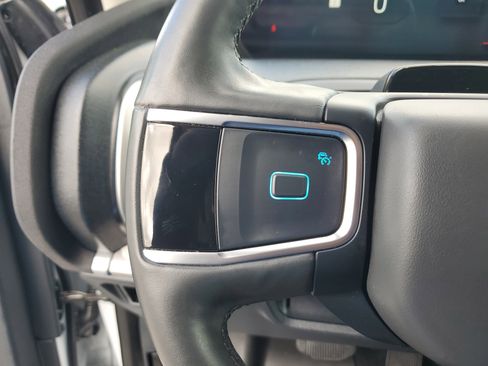 Used 2025 Ford Expedition Active image 24