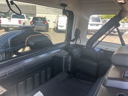 Used 2023 Jeep Wrangler Unlimited Sahara w/ Cold Weather Group AWD/4WD image 9