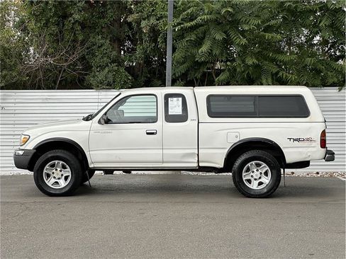 Used 1999 Toyota Tacoma 4x4 Xtracab V6 image 13