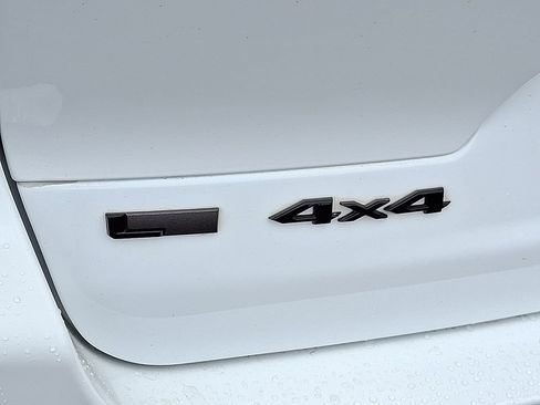 Used 2021 Jeep Grand Cherokee L Laredo AWD/4WD image 33
