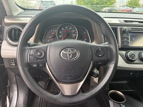 Used 2013 Toyota RAV4 LE FWD image 24