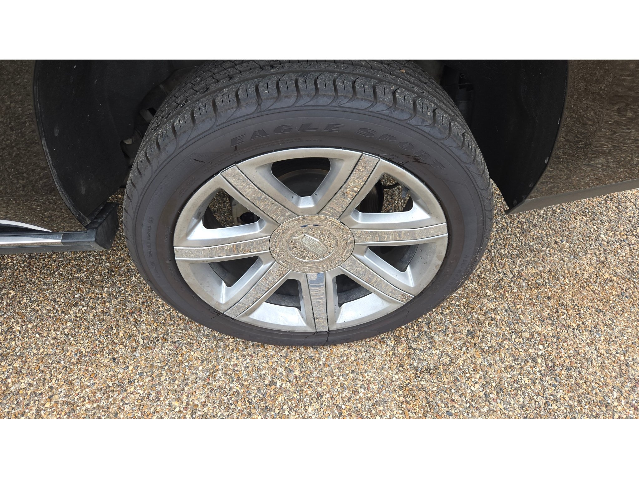 Used 2019 Cadillac Escalade Premium Luxury RWD image 10