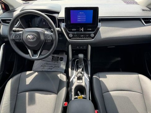 Certified 2025 Toyota Corolla Cross XLE w/ Convenience Package AWD/4WD image 12