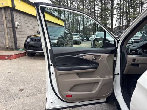 Used 2016 Honda Pilot EX-L image 10