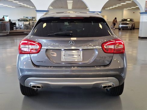 Used 2017 Mercedes-Benz GLA 250 4MATIC image 5