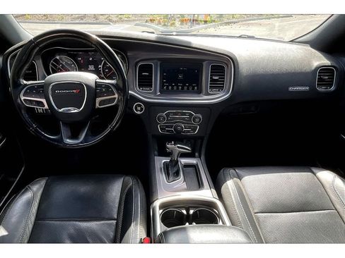 Used 2020 Dodge Charger SXT w/ Leather Interior Group RWD image 15