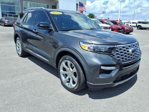 Certified 2020 Ford Explorer Platinum w/ Premium Technology Package AWD/4WD image 1