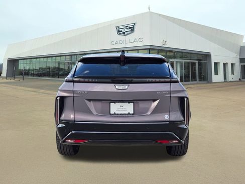 Certified 2025 Cadillac Lyriq Luxury image 5