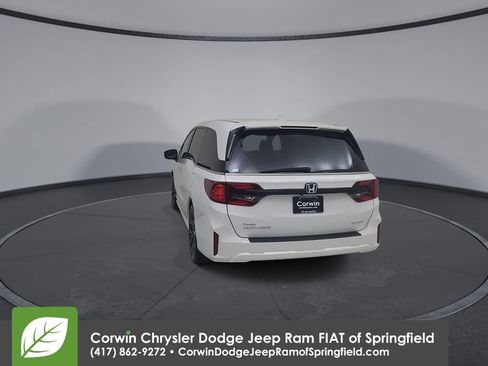 Used 2025 Honda Odyssey Sport-L image 12
