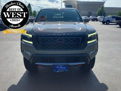 Used 2022 Nissan Frontier PRO-4X w/ Pro-4X Premium Package AWD/4WD image 1