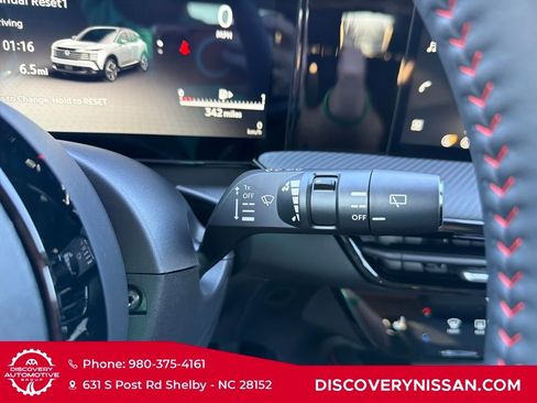 New 2026 Nissan Kicks SR w/ SR Premium Package FWD image 26