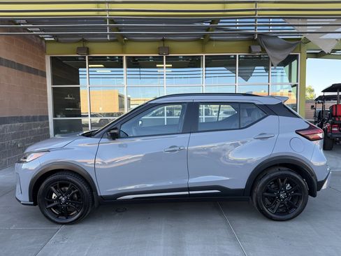 Used 2024 Nissan Kicks SR w/ SR Premium Package image 7