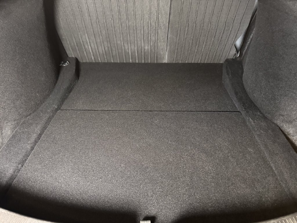 Used 2025 Tesla Model 3 Long Range AWD/4WD image 18