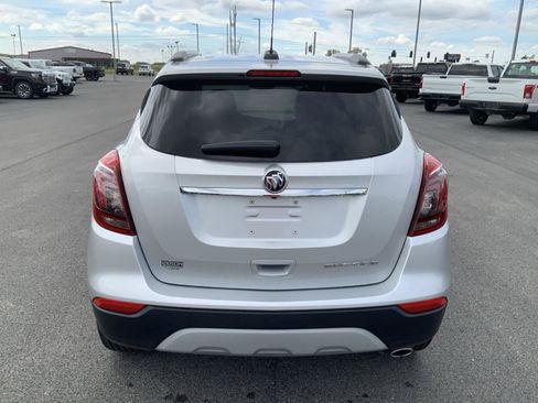 Used 2020 Buick Encore Preferred FWD image 9