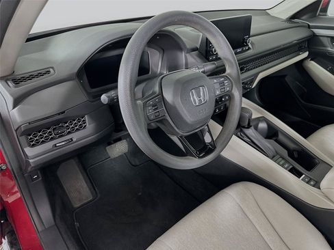 Used 2023 Honda Accord LX image 21