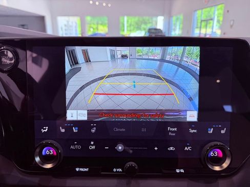 Used 2025 Lexus RX 350 Premium image 26