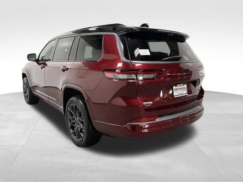 New 2026 Jeep Grand Cherokee L Summit AWD/4WD image 10