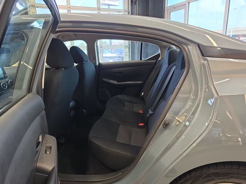 Used 2024 Nissan Sentra SV FWD image 30