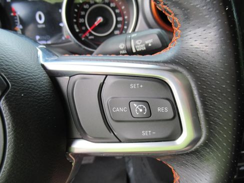 Used 2021 Jeep Gladiator Mojave w/ Trailer Tow Package AWD/4WD image 25