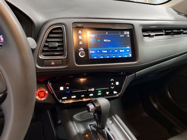 Used 2019 Honda HR-V EX image 16