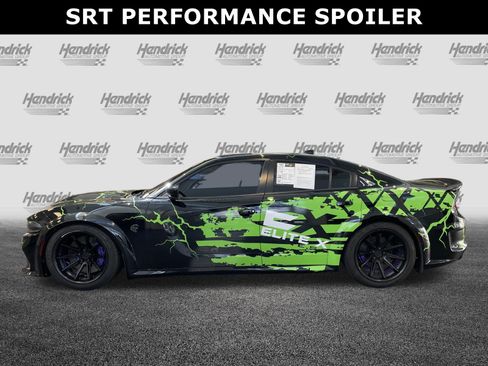Used 2022 Dodge Charger SRT Hellcat w/ Alcantara Interior Package RWD image 7