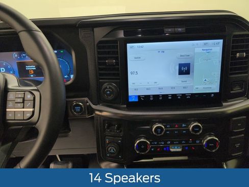 Used 2025 Ford F150 Raptor image 19