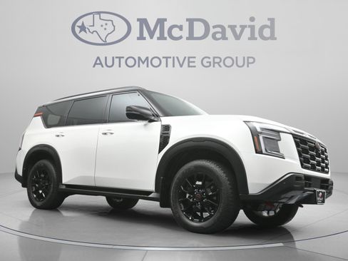 Used 2025 Nissan Armada PRO-4X AWD/4WD image 28