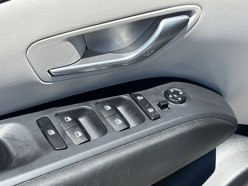 Used 2023 Hyundai Tucson SEL FWD image 29
