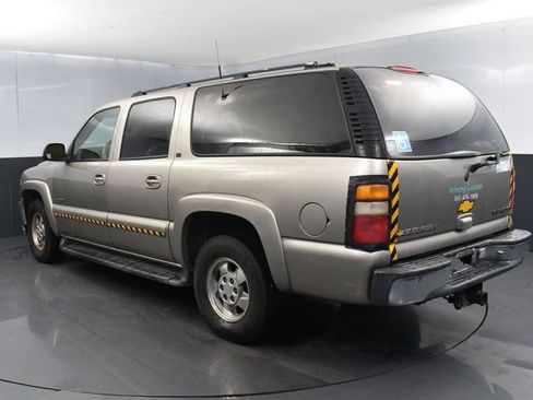 Used 2000 Chevrolet Suburban LT w/ LT Preferred Equipment Group AWD/4WD image 7
