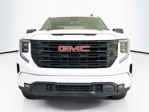 Used 2024 GMC Sierra 1500 Elevation image 2