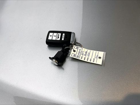 Used 2017 Acura RDX w/ Tech & AcuraWatch Plus Pack FWD image 14