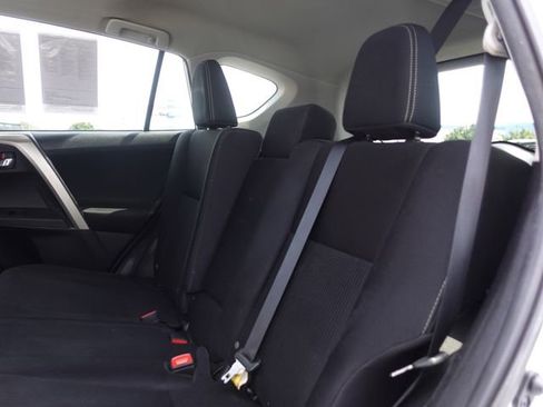 Used 2015 Toyota RAV4 XLE FWD image 25