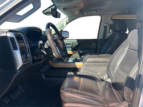 Used 2018 Chevrolet Silverado 1500 LTZ w/ Texas Edition image 10