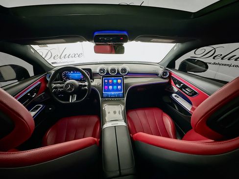 Used 2024 Mercedes-Benz CLE 300 4MATIC Coupe image 17