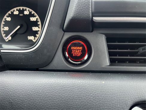 Used 2025 Honda Pilot Touring image 49