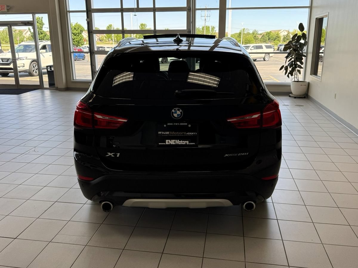Used 2020 BMW X1 xDrive28i AWD/4WD image 5